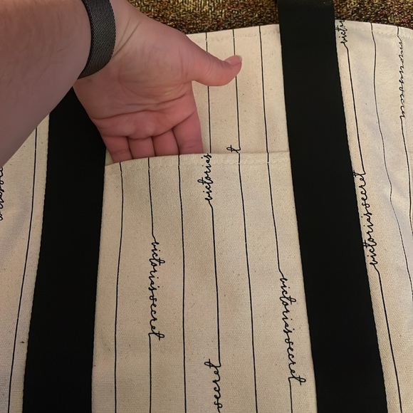 Victoria Secret Tote Bag - Picture 6 of 8